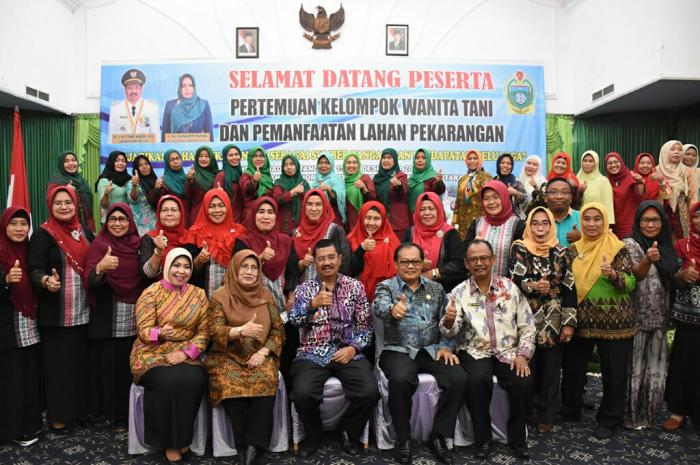 Gubernur Minta Kelompok Wanita Tani Terus Giatkan Pemanfaatan Lahan Pekarangan