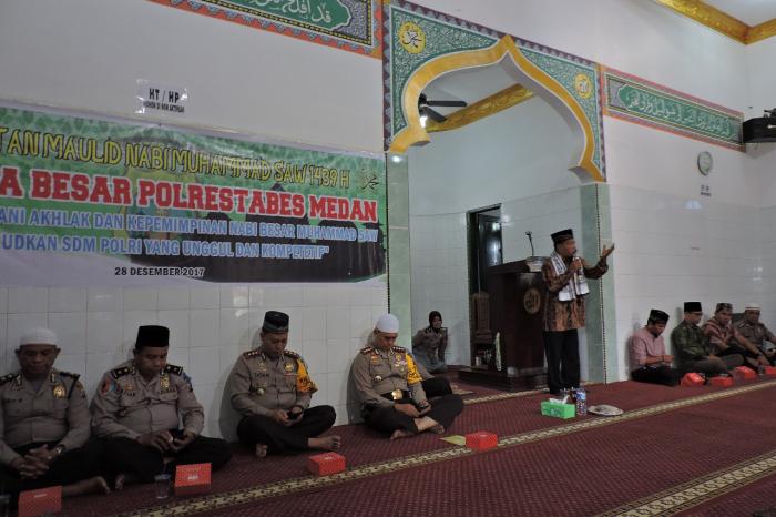Peringatan Maulid Nabi Muhammad SAW di Polrestabes Medan