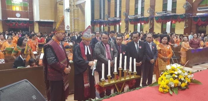 Natal Ama/Ina HKBP Penuh Sukacita dan Meriah: Jemaat HKBP Tanjung Sari Harus Berdayakan Roh Hikmat