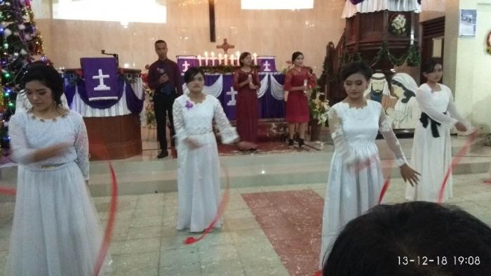 Perayaan Natal Kelbes SMAN 2 Balige Sukses dan Khidmat