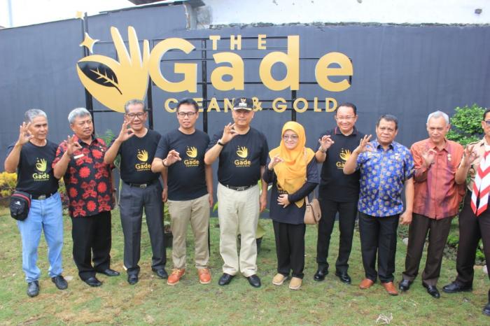 Wali Kota Resmikan Bank Sampah & Taman The Gade Clean and Gold