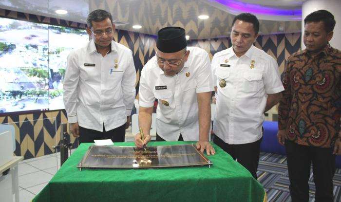 Tingkatkan Pelayanan Kepada Masyarakat Wali Kota Resmikan Ruang MCC