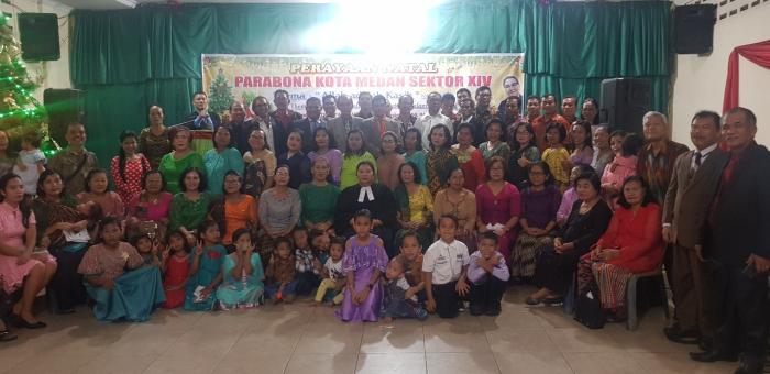 Pdt. Udur E Aritonang Ajak Parabona Sektor XIV Jadi Role Model Mewujudkan Kasih