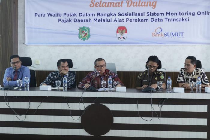 Dukung Optimalisasi PAD, PT Bank Sumut Bantu Pemko Medan Pasang Tapping Box