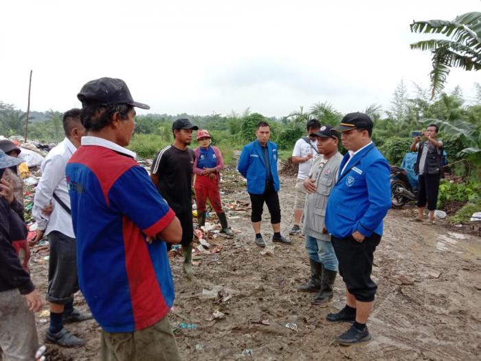 Sesuai Perintah Gubsu, GAMKI Terjun Bantu Penanganan Bangkai Babi Terinfeksi Hog Kholera