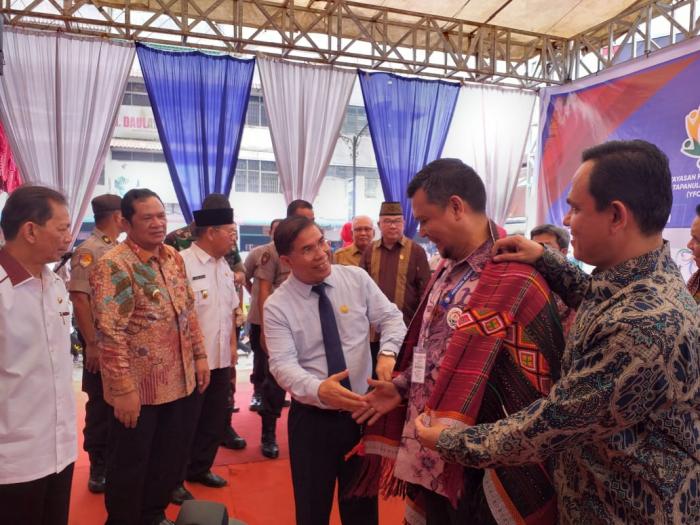 Walikota Padangsidimpuan Buka Festival Budaya Oleh Oleh Tabagsel