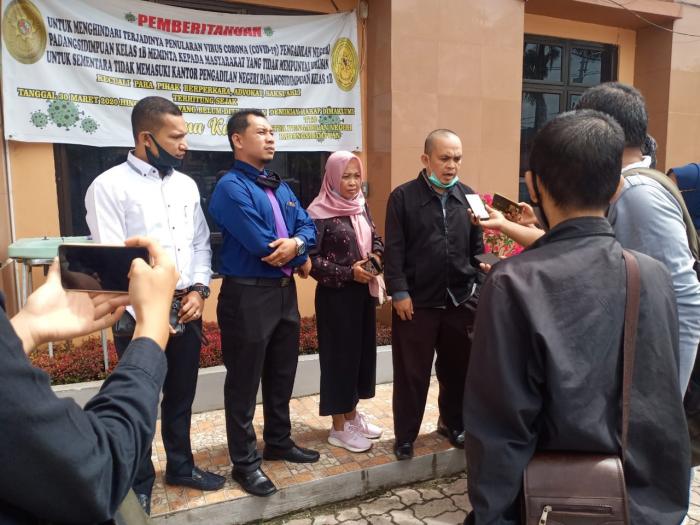 Sidang Putusan "Nasib" UU Pers di PN Sidimpuan Ditunda