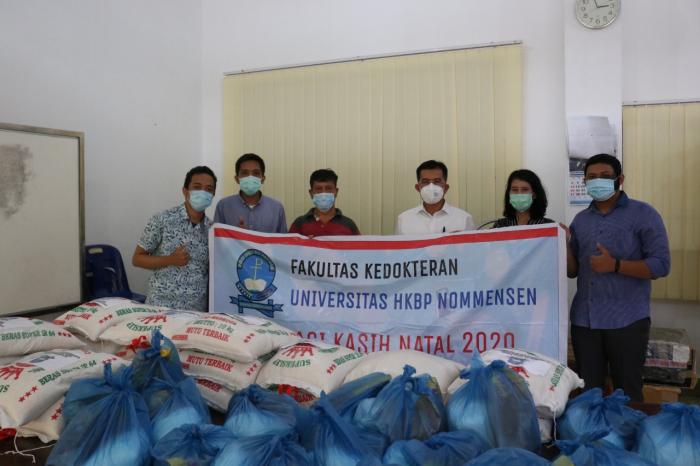 Natal Kedokteran UHN Medan Diwarnai dengan Berbagi Kasih dan Bulatkan Tekad Raih Akreditasi Unggul 2023