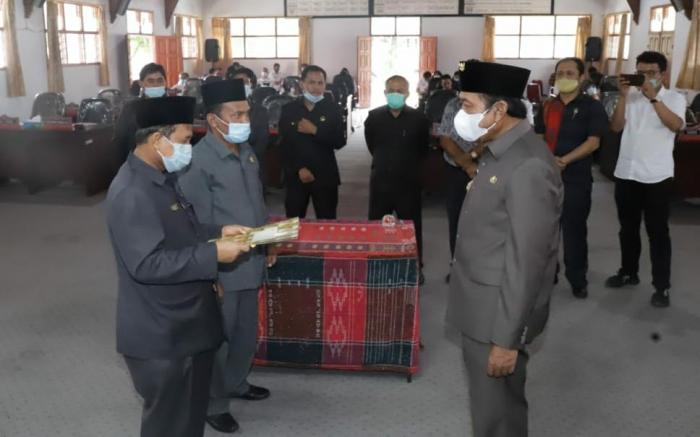 Pemkab Taput bersama DPRD Tandatangani Kesepakatan Bersama untuk 4 Buah Ranperda
