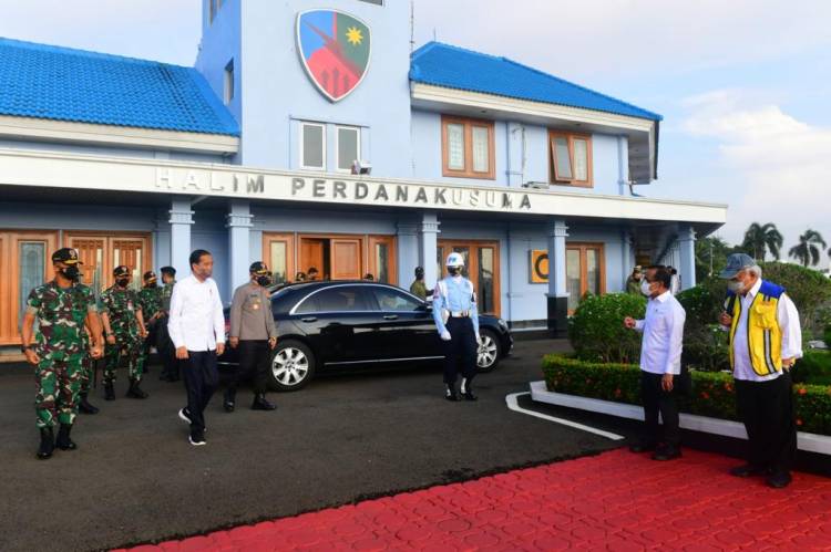 Bertolak ke Kalbar, Presiden Jokowi Akan Resmikan Bandara Hingga Tanam Pohon