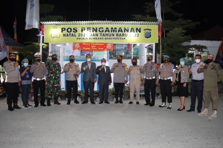 Kapolres Bersama Forkopimda Cek Pos Pengamanan Natal 2021 dan Tahun Baru 2022 di Wilkum Polres Humbahas