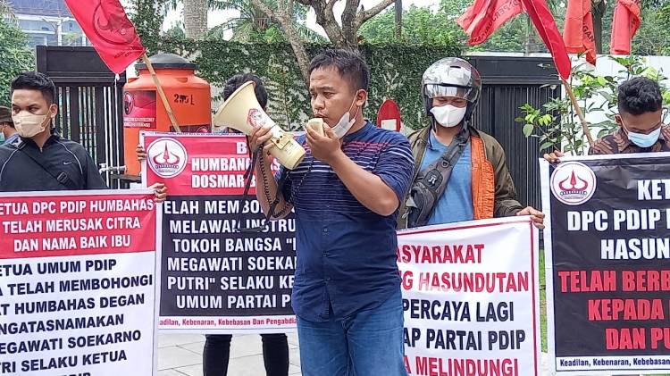 Aliansi Masyarakat Kampus Humbahas Desak PDI Perjuangan Copot Kader &lsquo;Pembohong&rsquo;