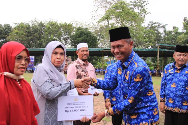 Pernak-pernik Perayaan HUT Korpri Ke-51 Dilabuhanbatu