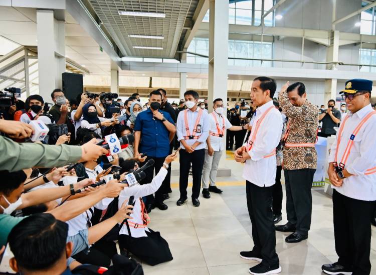 Presiden Jokowi: Pencabutan PSBB dan PPKM Tunggu Kajian