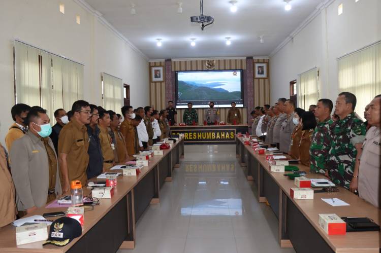 Kapolres Humbang Hasundutan Pimpin Rapat Koordinasi Lintas Sektoral Operasi Lilin Toba 2022 di Wilayah Kabupaten Humbahas