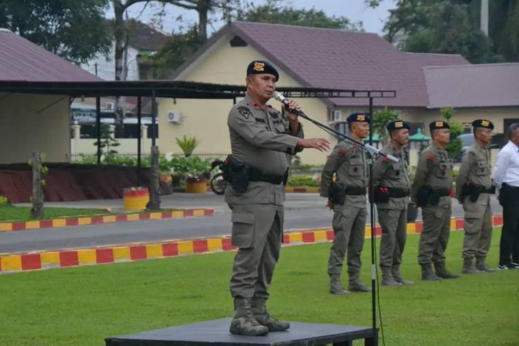 Jelang Nataru, Kabag Ops Sat Brimob Poldasu Pimpin Apel Kesiapsiagaan