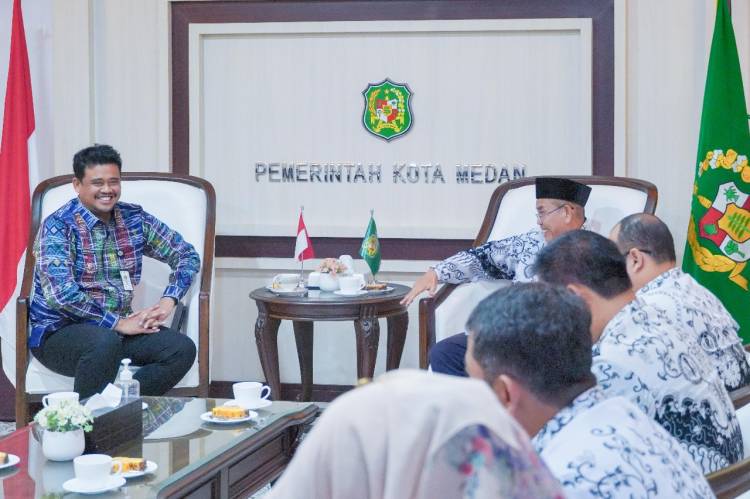 Naikkan Honor Guru Honorer, PGRI Medan Apresiasi Bobby Nasution