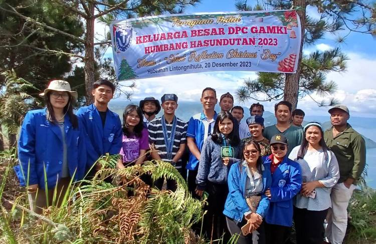 GAMKI Humbang Rayakan Natal Lewat Pelestarian Lingkungan Di Habeahan Lintongnihuta