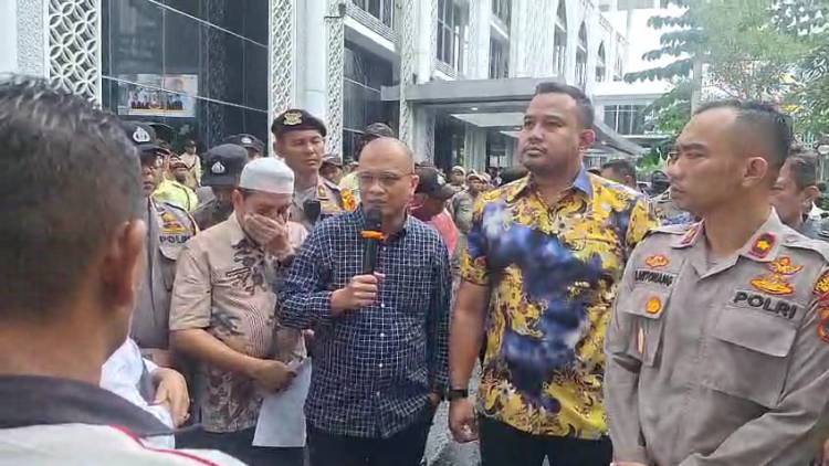 Anggota DPRD Sumut Berkat Kurniawan Laoly : Apabila Bencana Sumatera Tidak Ditetapkan Sebagai Bencana Nasional maka Nias Harus Merdeka dari Indonesia