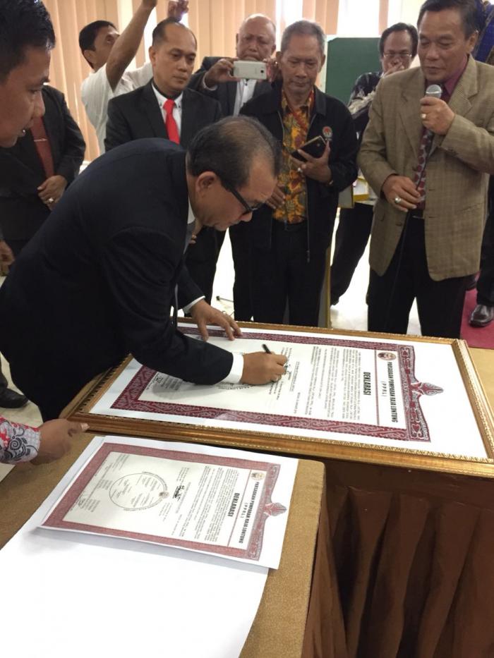 Deklarasi Parsadaan Pomparan Raja Lontung