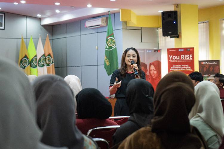 Kolaborasi Bank DBS Indonesia, DBS Foundation, Plan Indonesia, UISU, dan Mercy Corps Indonesia dalam Pelatihan Literasi Keuangan bagi UMKM di Medan
