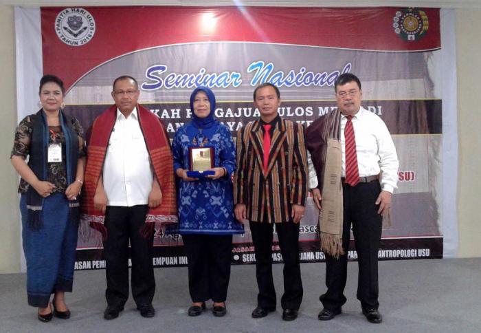 Langkah Pengajuan Ulos Menjadi Warisan Budaya Dunia ke UNESCO